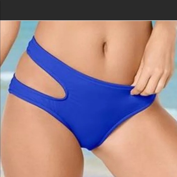 Venus Cut Out Wrap Bikini Swim Suit - Picture 8 of 9